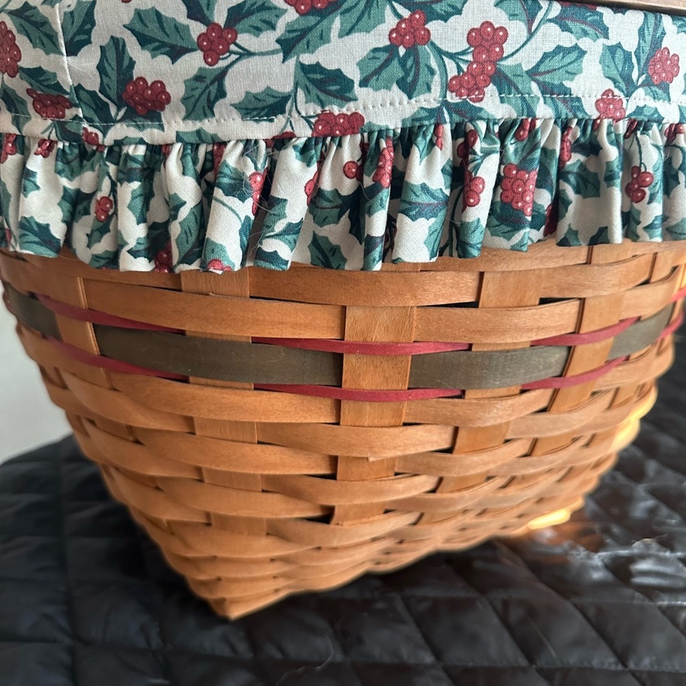 Longaberger 17” XL Sewing Basket🦋🦋🦋 - Picture 3 of 12